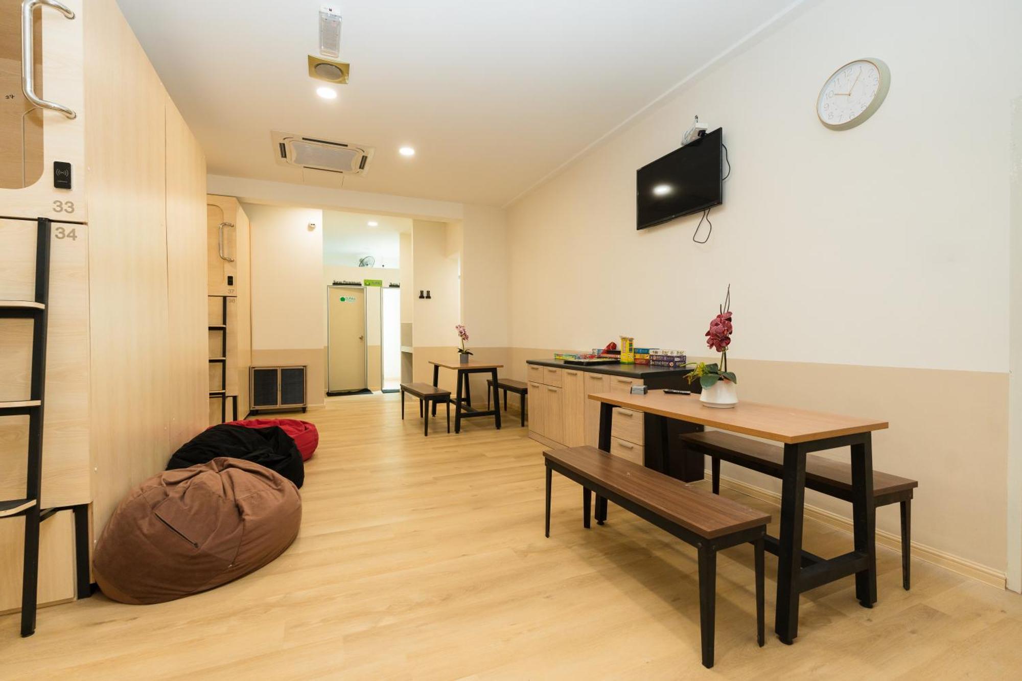 Lumanest Senawang Hotel